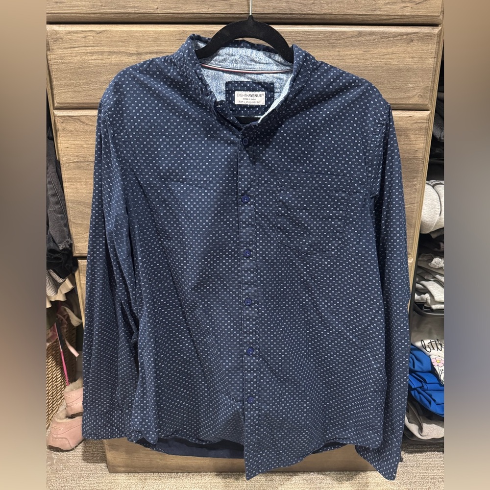 Men's Navy & White Button Down Shirt